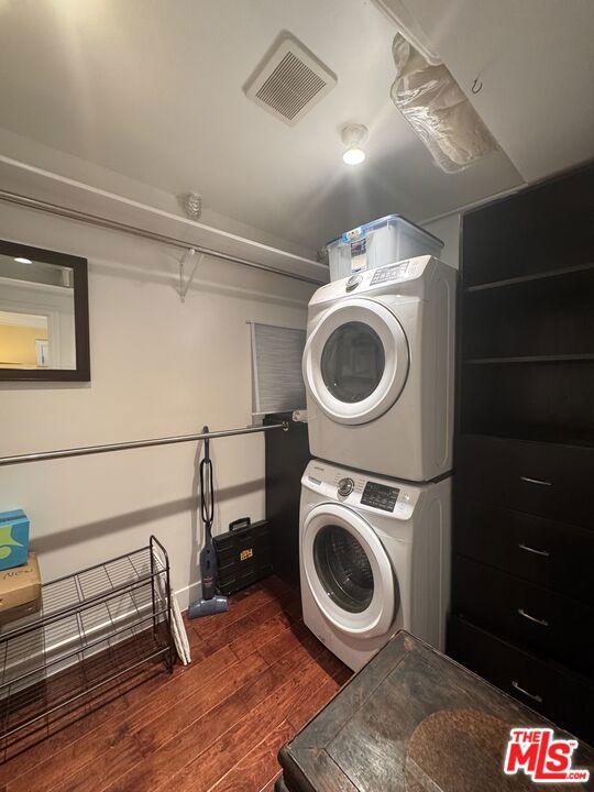 921 S Spaulding Avenue, Los Angeles CA: https://media.crmls.org/mediaz/887f0dd1-2226-4c72-be9f-af12534ec334.jpg