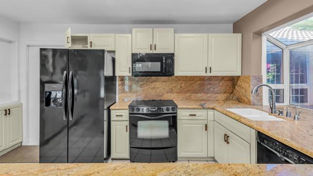 Detail Gallery Image 21 of 40 For 78670 Avenida La Torres, La Quinta,  CA 92253 - 3 Beds | 2 Baths