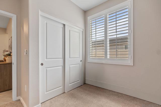15219 Laguna Ave, Lake Elsinore CA: https://media.crmls.org/mediaz/887f8a28-ab99-42f3-a4c6-39fa62da6f1f.jpg