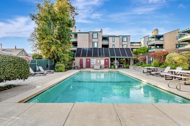 323 Broadway, Santa Cruz CA: https://media.crmls.org/mediaz/88802237-e3c7-4150-a8ef-a64276974333.jpg