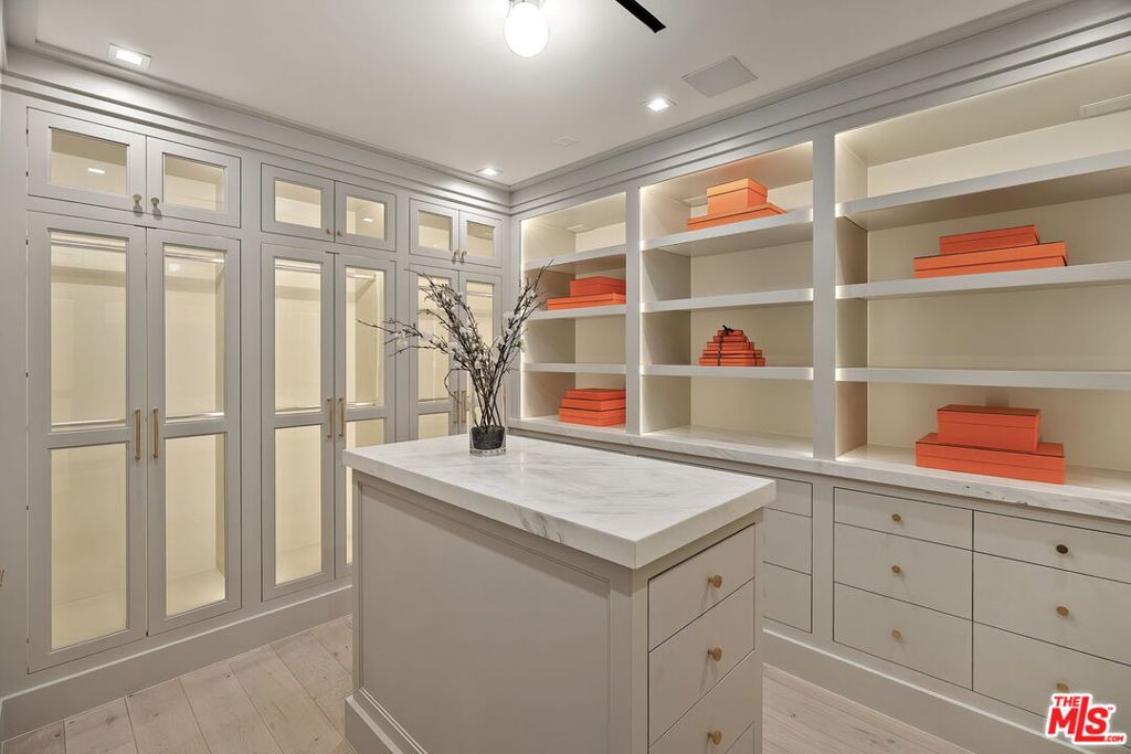 MLS #26668443 image #24