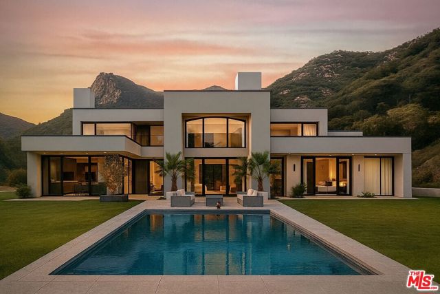 32067 Lobo Canyon Road, Agoura Hills CA: https://media.crmls.org/mediaz/88806c20-8ef6-44ce-9942-5e84bfd0e83b.jpg