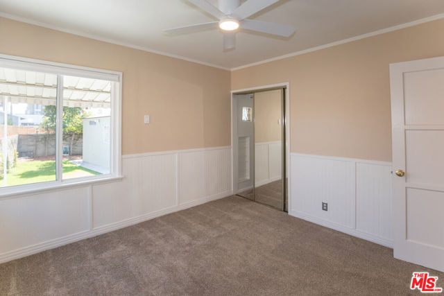 11750 Tennessee Avenue, Los Angeles CA: https://media.crmls.org/mediaz/88815a68-c338-4e35-a34b-4b785800a526.jpg