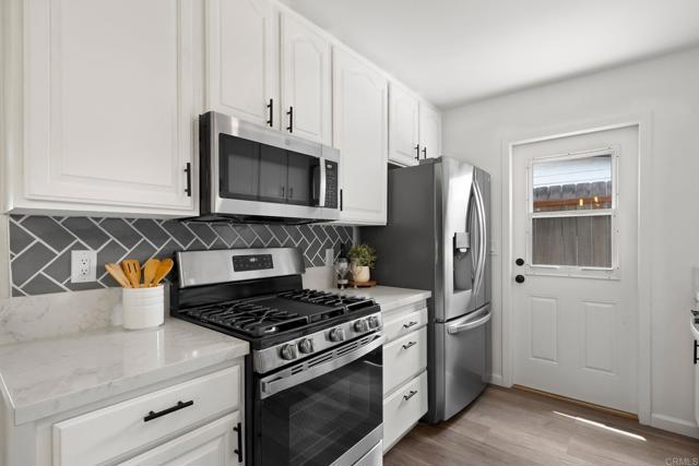 1202 Helix Avenue, Chula Vista CA: https://media.crmls.org/mediaz/88819fc8-51d5-4209-9f1d-72c394874297.jpg