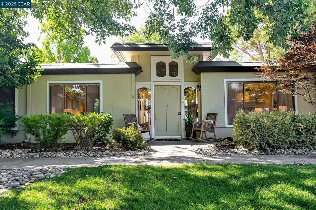 1300 Rockledge #2