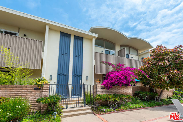4715 La Villa Marina, B photo 2