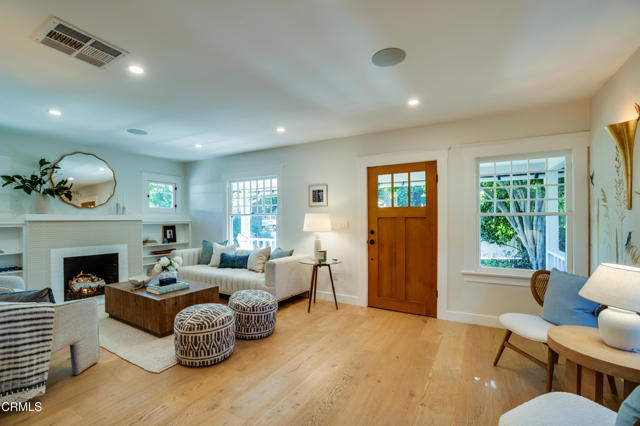 1100 Meridian Avenue, South Pasadena CA: https://media.crmls.org/mediaz/88848063-54a7-435a-ad05-ad00c11a71c8.jpg