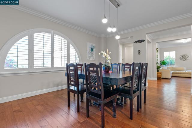 1656 Colchester St, Danville CA: https://media.crmls.org/mediaz/8884a3ab-367d-4d2a-b6a5-9779bdb178b7.jpg