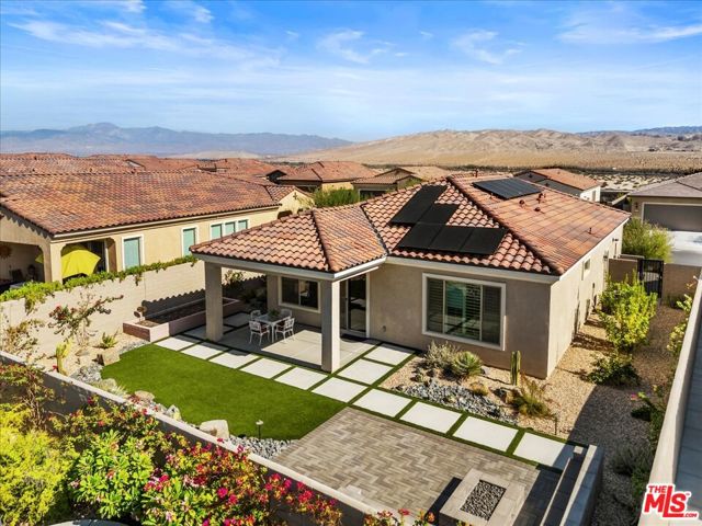 43 Zinfandel, Rancho Mirage CA: https://media.crmls.org/mediaz/8884f66a-c4b0-475c-99ea-0c22a8ac206c.jpg
