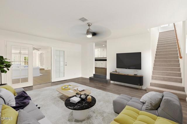 Detail Gallery Image 16 of 39 For 3824 Elm Ave, Long Beach,  CA 90807 - 5 Beds | 5 Baths