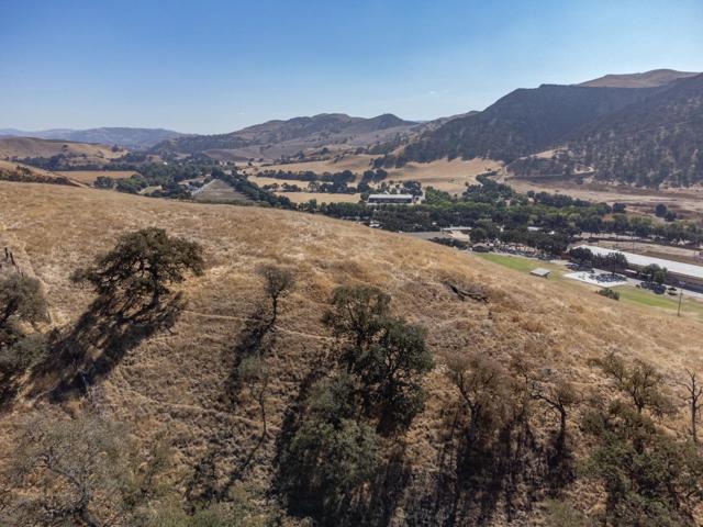 0 Airline Highway, Tres Pinos CA: https://media.crmls.org/mediaz/8885addd-c9b1-46b5-86ce-9c03d8fd1aa6.jpg