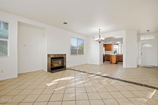 Detail Gallery Image 6 of 26 For 902 Calle Mar Vista Vt, Oxnard,  CA 93030 - 4 Beds | 3 Baths