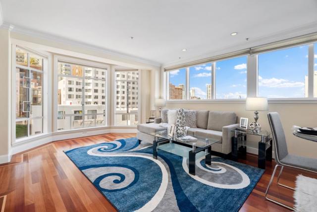 720 Stockton Street, San Francisco CA: https://media.crmls.org/mediaz/8885ffcf-569a-494c-8446-cc463b42035f.jpg