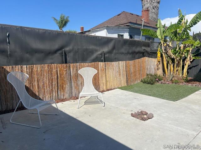 2486 L Street, San Diego CA: https://media.crmls.org/mediaz/8889234f-18af-4107-a152-7a96d5ba46d7.jpg