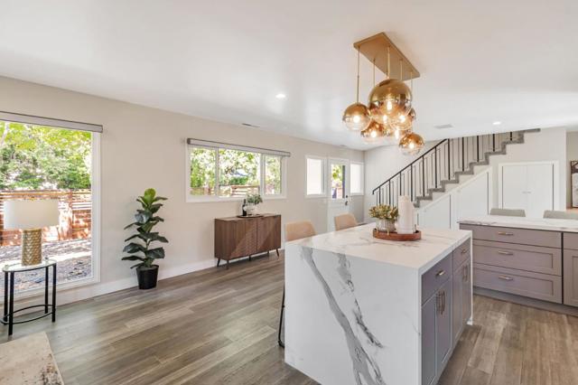 2698 Goodwin Avenue, Redwood City CA: https://media.crmls.org/mediaz/8889c718-370b-43af-9cf5-8209de1ba907.jpg