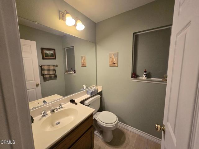 Detail Gallery Image 9 of 19 For 39317 Beacon Ln, Palmdale,  CA 93551 - 3 Beds | 3 Baths