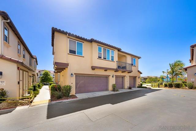 1709 Santa Carolina, Chula Vista CA: https://media.crmls.org/mediaz/8889ed3d-a117-4615-b329-5d9a5f0f748e.jpg