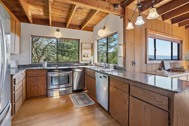 630 Caudill Road, Watsonville CA: https://media.crmls.org/mediaz/888b9fea-26f6-49e9-a062-463299d52522.jpg