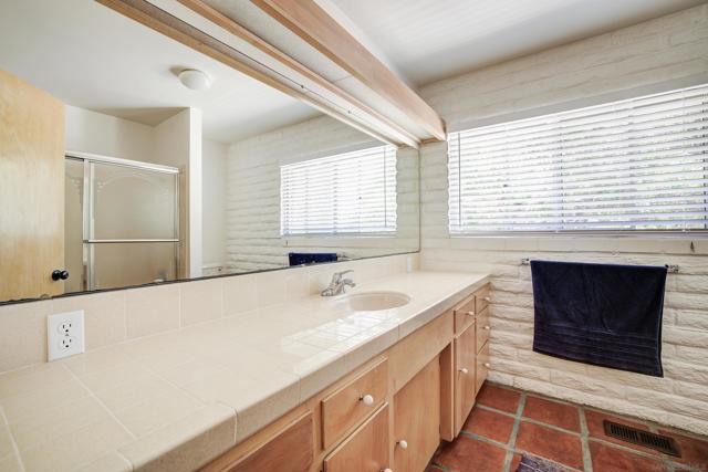 17711 S Mesa Drive, Pauma Valley CA: https://media.crmls.org/mediaz/888be303-c8e1-4cf1-8adc-98186167ace9.jpg