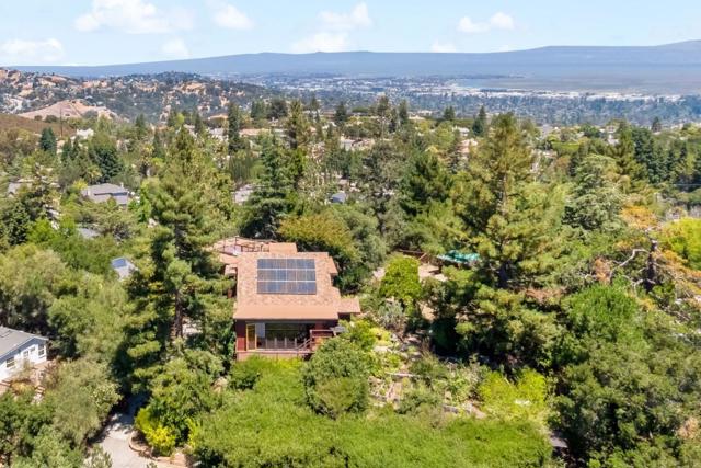 711 W California Way, Redwood City CA: https://media.crmls.org/mediaz/888c77ff-dedf-46ed-8aee-d03a065c2fee.jpg