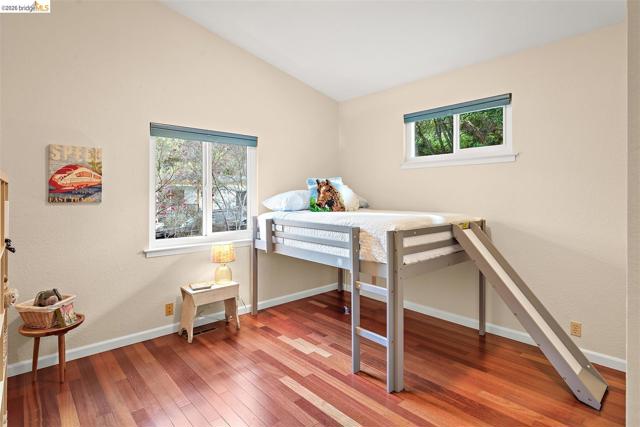 6065 Dimm Way, Richmond CA: https://media.crmls.org/mediaz/888d0d9b-1076-4e7a-ad7e-7107ab7e2b63.jpg