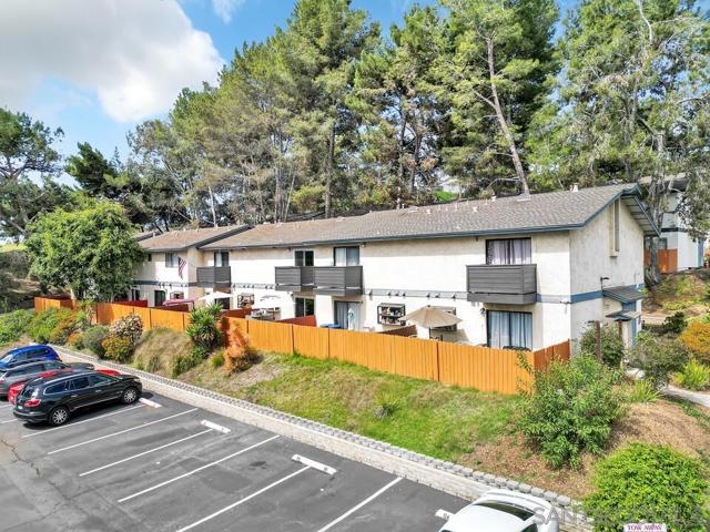 5875 Reo Ter, San Diego CA: https://media.crmls.org/mediaz/888dd065-b7ff-47cc-b421-bebe4bf9df37.jpg