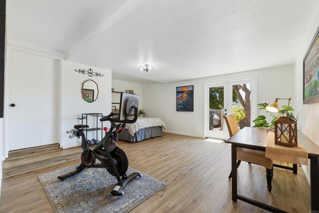 28551 Meadow Glen Way W, Escondido CA: https://media.crmls.org/mediaz/888e042b-8598-4b38-bb59-c0fb97e1a3a0.jpg