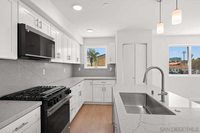 4004 Ohio St #2, San Diego CA: https://media.crmls.org/mediaz/888ecee2-92cf-467c-ace6-408730cd99a9.jpg