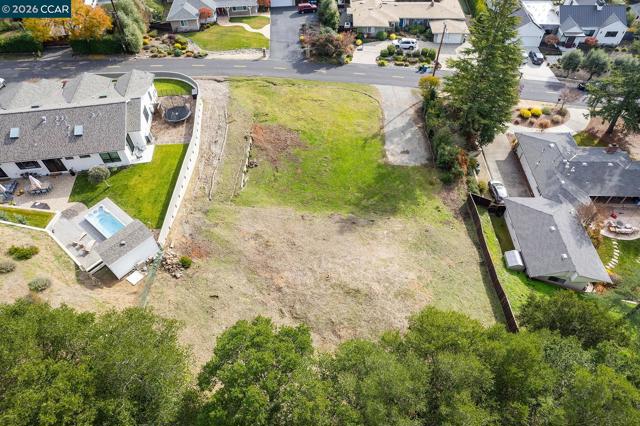 Image 7 of 10 For 1183 Glen Rd