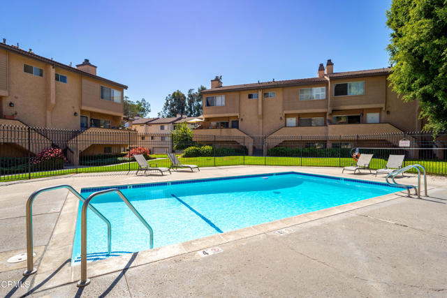 Detail Gallery Image 16 of 22 For 699 County Square Dr #6,  Ventura,  CA 93003 - 2 Beds | 2/1 Baths