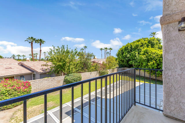 78748 Via Sonata, La Quinta CA: https://media.crmls.org/mediaz/8890c372-9371-40bc-a18d-c26b5c8bce25.jpg