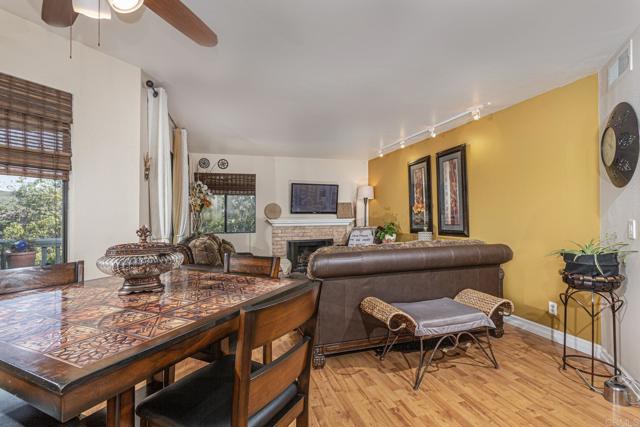 Detail Gallery Image 3 of 36 For 2946 Alanwood Ct, Spring Valley,  CA 91978 - 2 Beds | 2 Baths