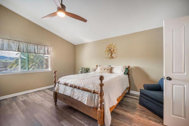 2180 Clearview Drive, Hollister CA: https://media.crmls.org/mediaz/889156cd-0fde-4327-894d-9b7e276de142.jpg
