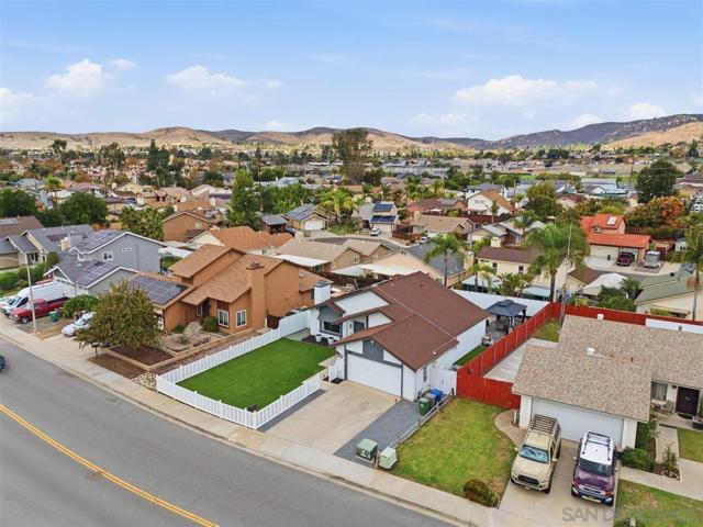 10660 Braverman Drive, Santee CA: https://media.crmls.org/mediaz/88918ec0-393c-4315-b01d-b430e50dbb81.jpg