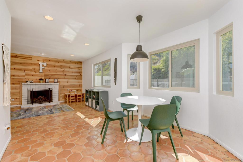 2735 Waterbury Way - photo 11