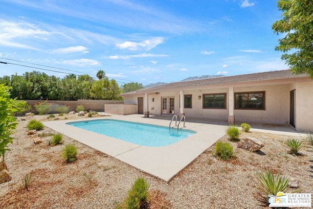 Image 1 of 35 For 1820 Los Alamos Road