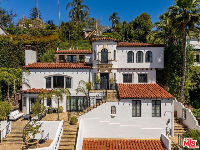 2420 Chislehurst Drive, Los Angeles CA: https://media.crmls.org/mediaz/88929529-d1e7-4c1a-a4ce-06c152dade49.jpg
