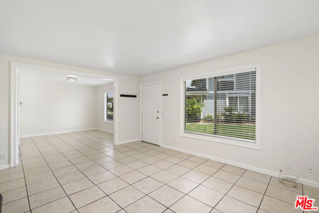 576 Spring Road, 70 photo 5