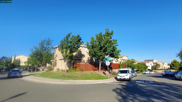 Image 5 of 12 For 5509 Vista Ct