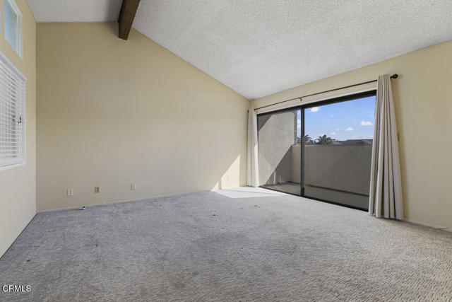 Detail Gallery Image 14 of 28 For 2524 Monaco Dr, Oxnard,  CA 93035 - 3 Beds | 3/1 Baths