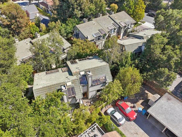 1331 Alma Street, Palo Alto CA: https://media.crmls.org/mediaz/88947834-6cfe-4edb-8765-987a72e48136.jpg
