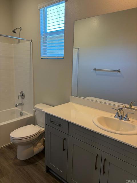 Detail Gallery Image 12 of 14 For 28277 via Garnicia, Temecula,  CA 92591 - 3 Beds | 2/1 Baths
