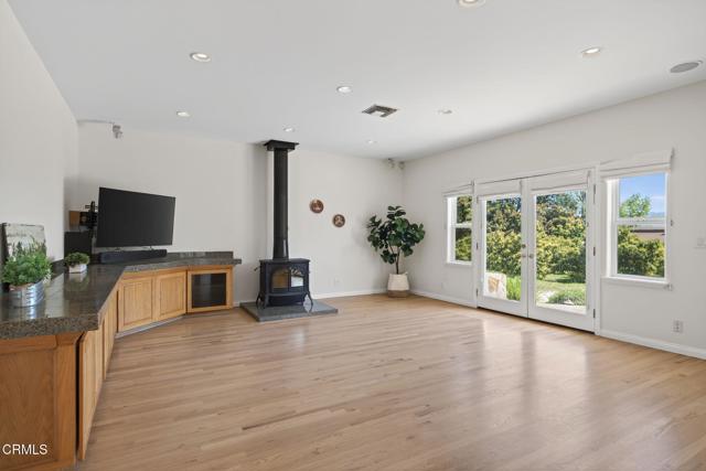 Detail Gallery Image 18 of 70 For 131 San Miguel Dr, Camarillo,  CA 93010 - 4 Beds | 2/1 Baths