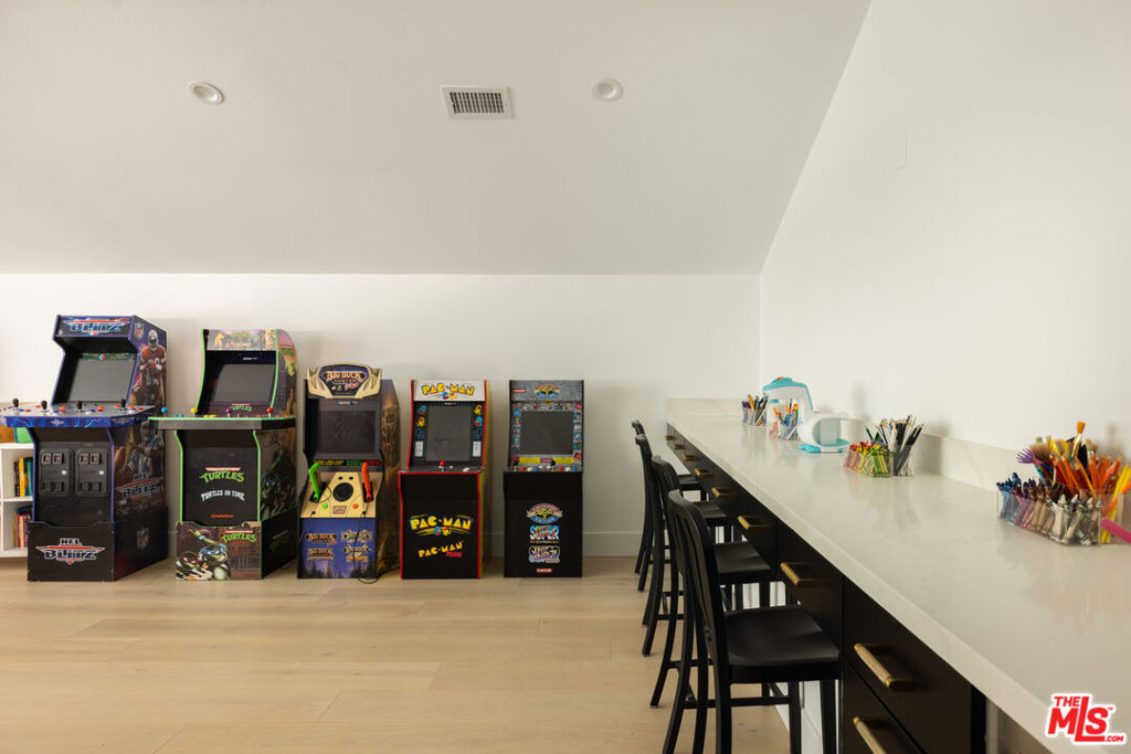 MLS #26939883 image #27
