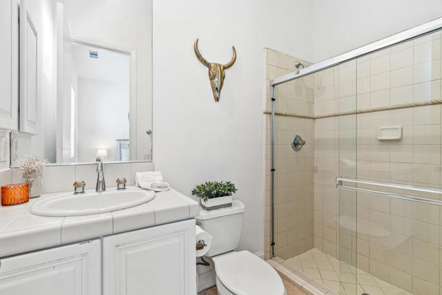 80030 Via Valerosa, La Quinta CA: https://media.crmls.org/mediaz/889513b1-9d46-412c-a4b7-a43f3d155192.jpg