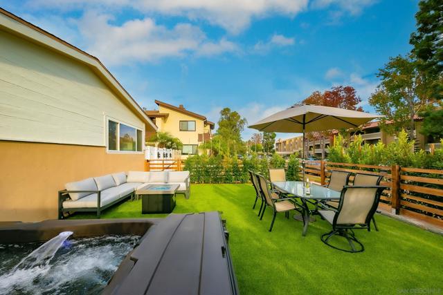 1816 Diamond, San Diego CA: https://media.crmls.org/mediaz/88951f78-edcf-40a8-aed7-35fd426dd21a.jpg