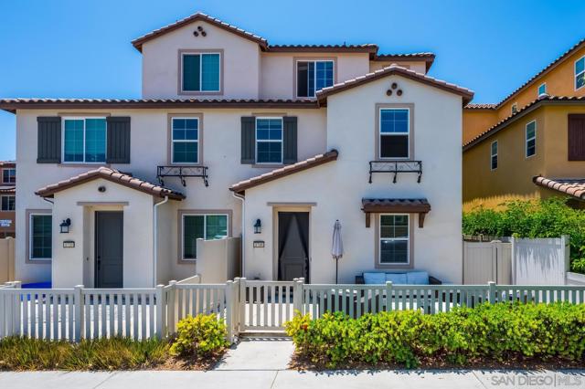 1718 Santa Ivy Ave, Chula Vista CA: https://media.crmls.org/mediaz/88957521-e14b-4ad8-8517-16cb4b5d1fed.jpg