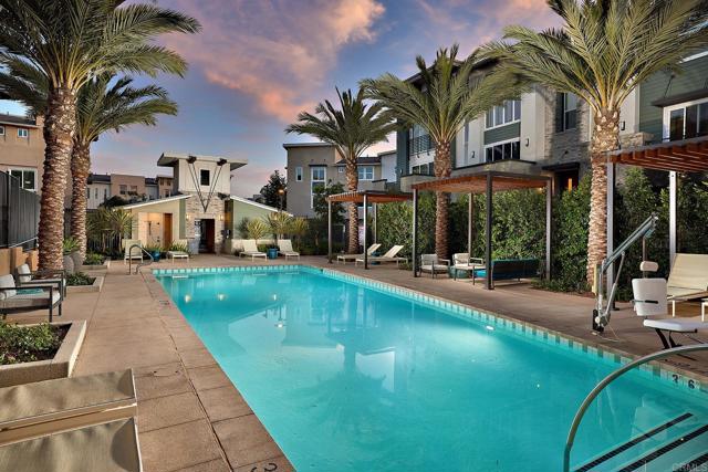 6140 Colt Place, Carlsbad CA: https://media.crmls.org/mediaz/8895bdbd-a4ba-4079-96f8-7ae206659cb3.jpg