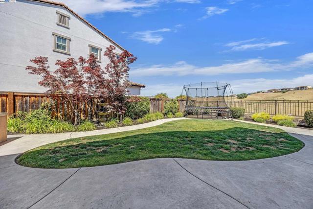 1359 Monterosso St, Danville CA: https://media.crmls.org/mediaz/8895be2c-b55b-468c-9f45-6d7937275e46.jpg