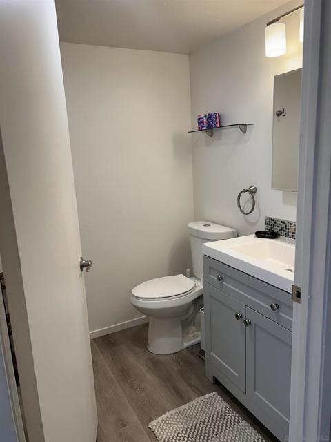 3869 Camino Lindo, San Diego CA: https://media.crmls.org/mediaz/8895f41f-8047-4143-b5bb-6621547cf027.jpg